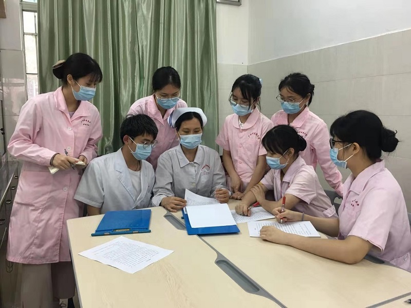 市51吃瓜
精神病院：圆满完成128名护理本科生实习带教工作.jpg