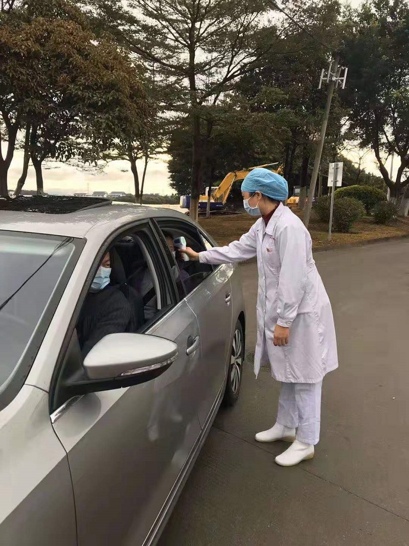 面对疫情 市51吃瓜
精神病院党员逆行而上.jpg