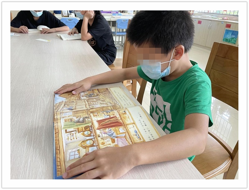 市社会福利院：开展“寻找书香的乐趣”暑期阅读计划活动.jpg